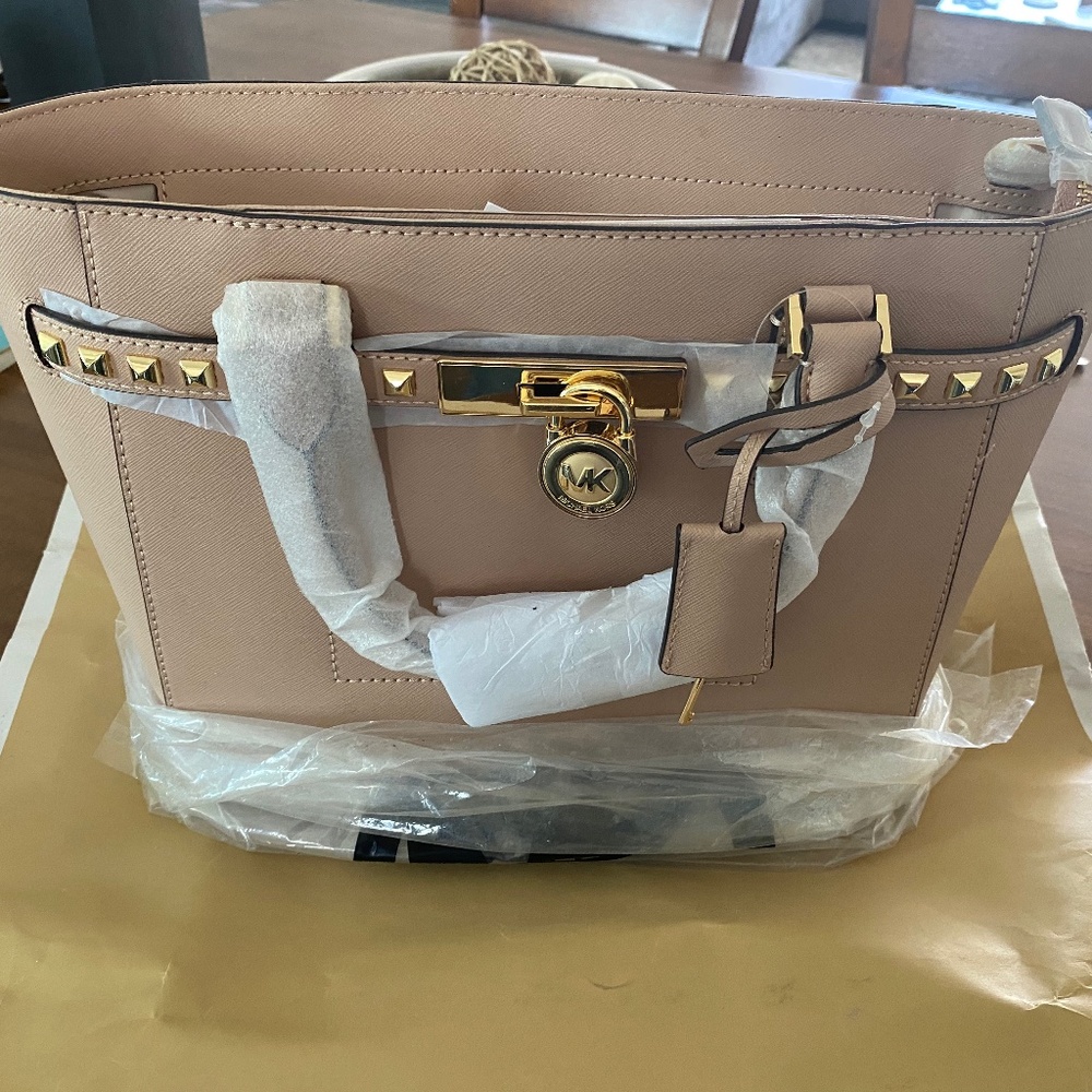 Michael Kors Hamilton Traveler